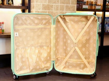 Load image into Gallery viewer, Chic 4 Piece Luggage Set